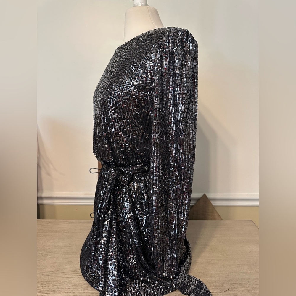 Black Sequin Long Sleeve Dress - Picture 3 of 8